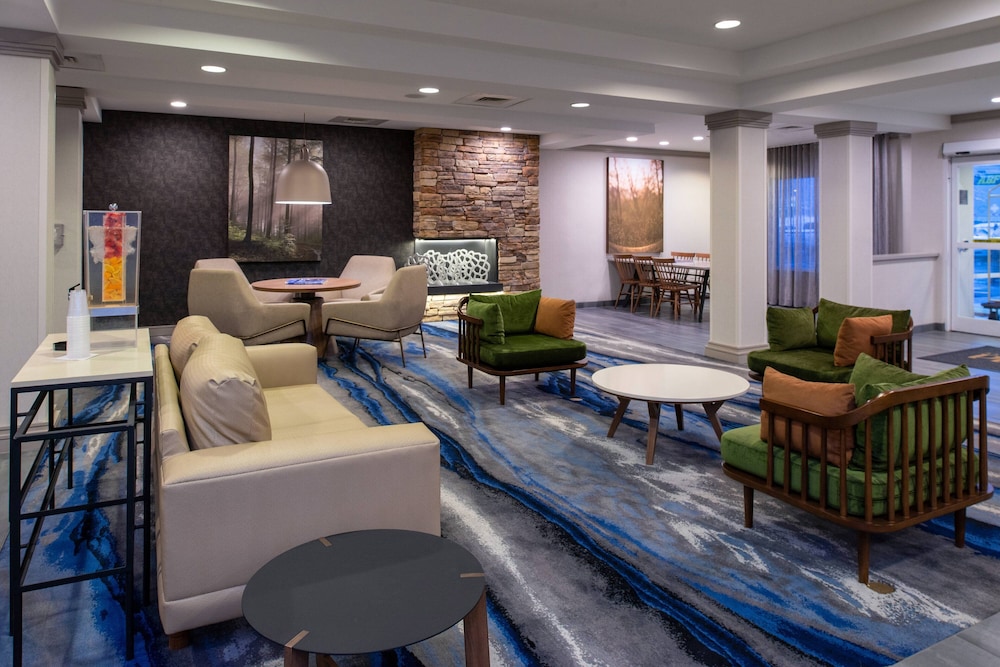 Fairfield Inn Suites By Marriott High Point Archdale 22/36