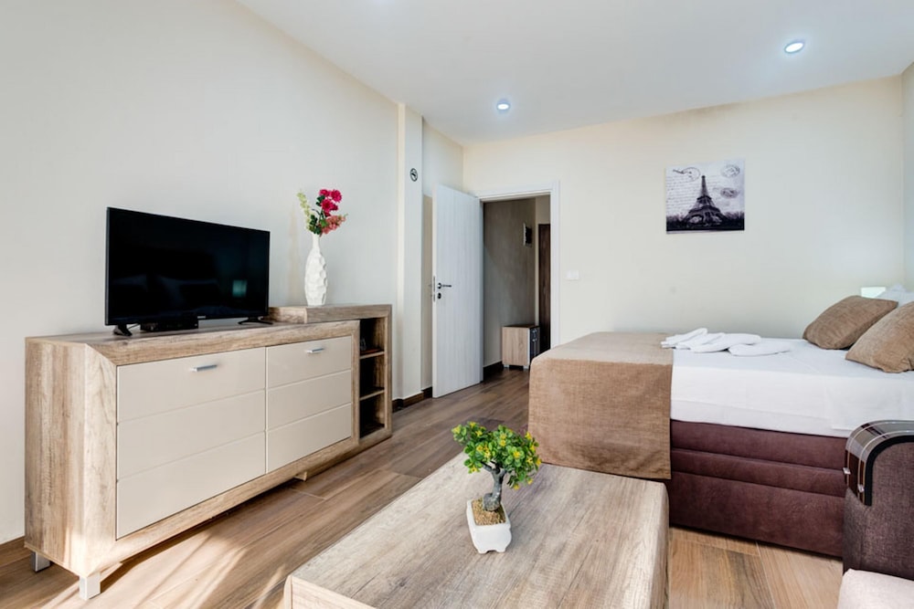 Hotel Zan 22/32