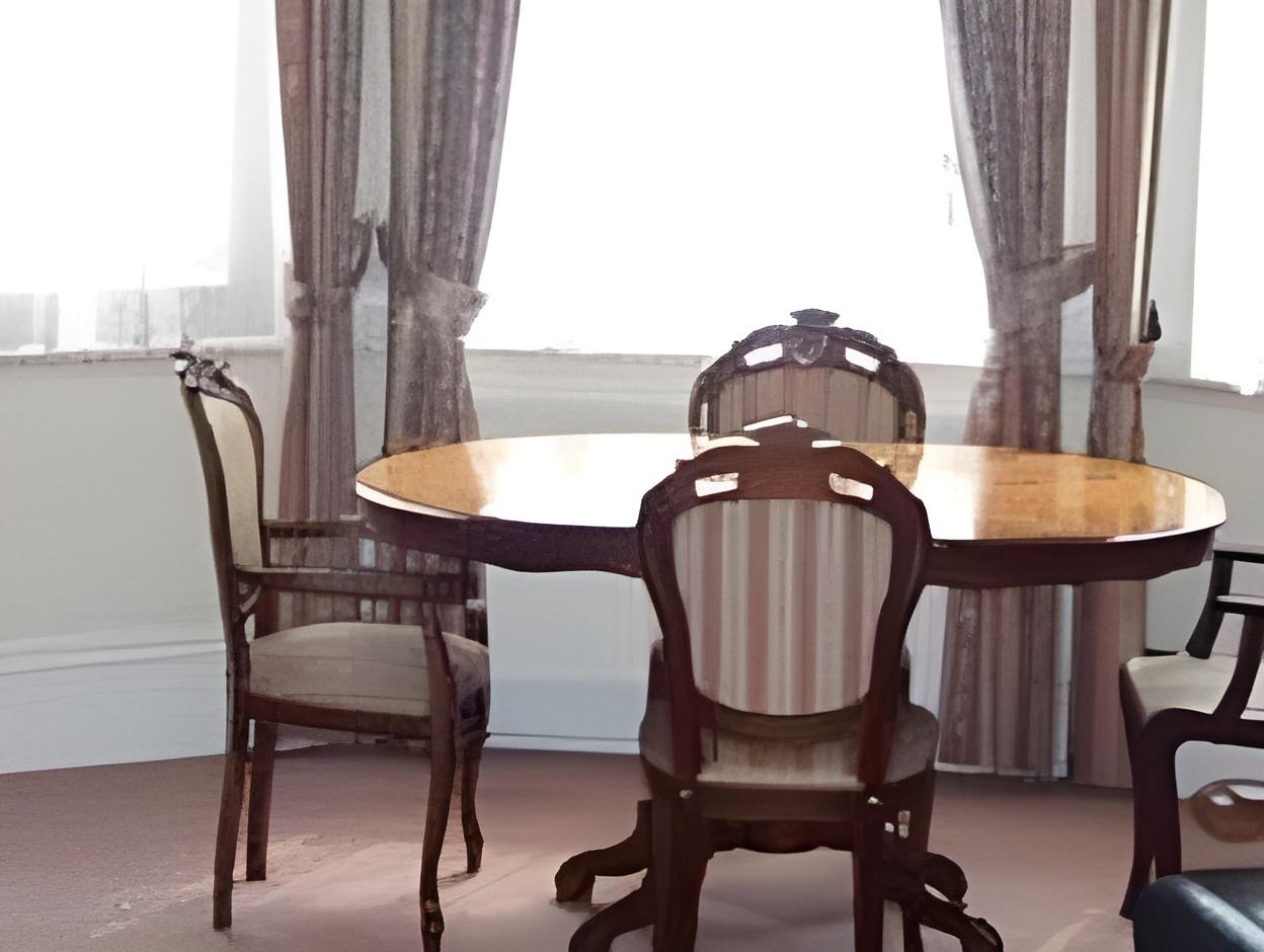 Kensington Court ApartHotel 20/23
