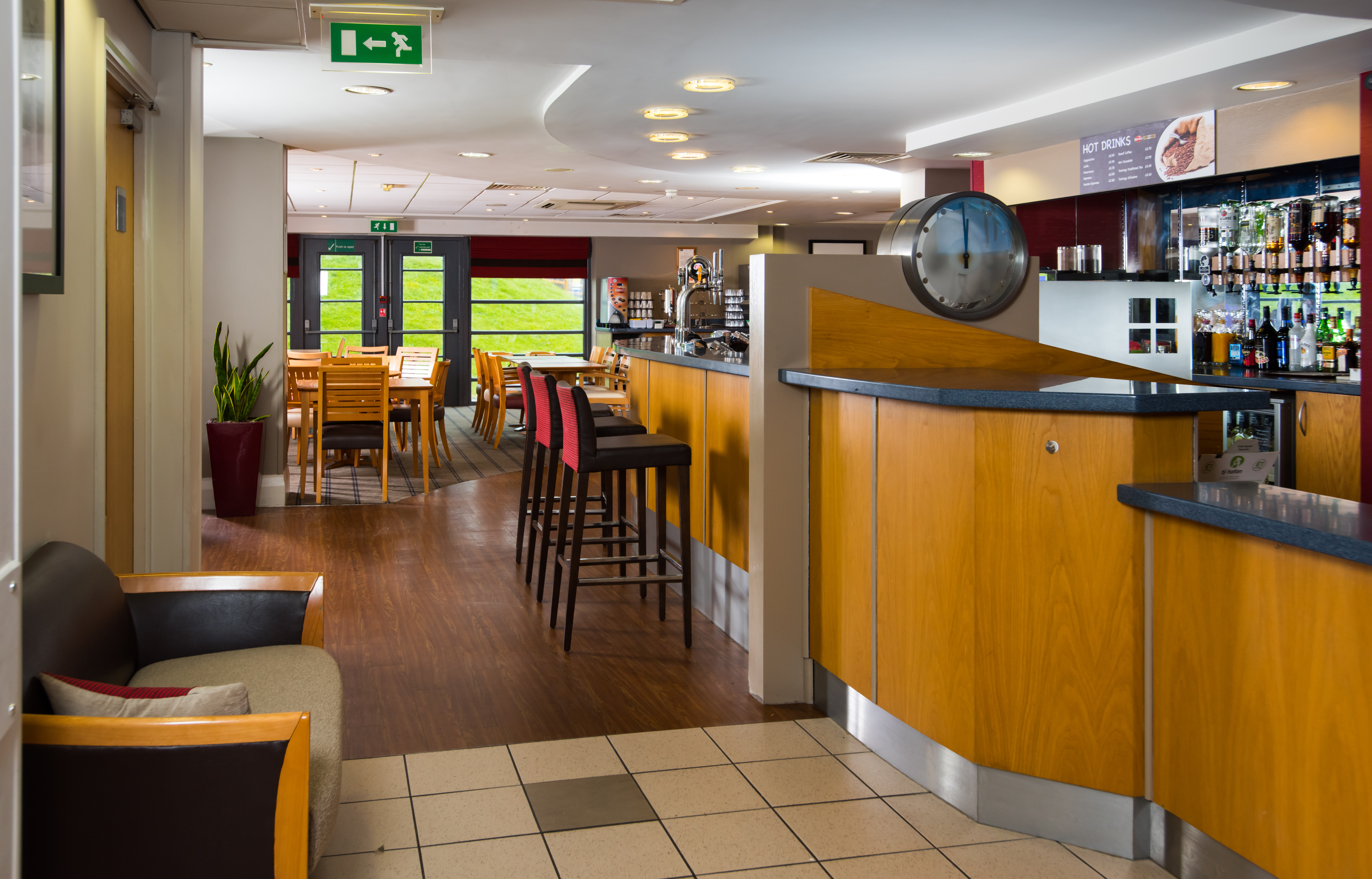 Holiday Inn Express Swansea East 7/21