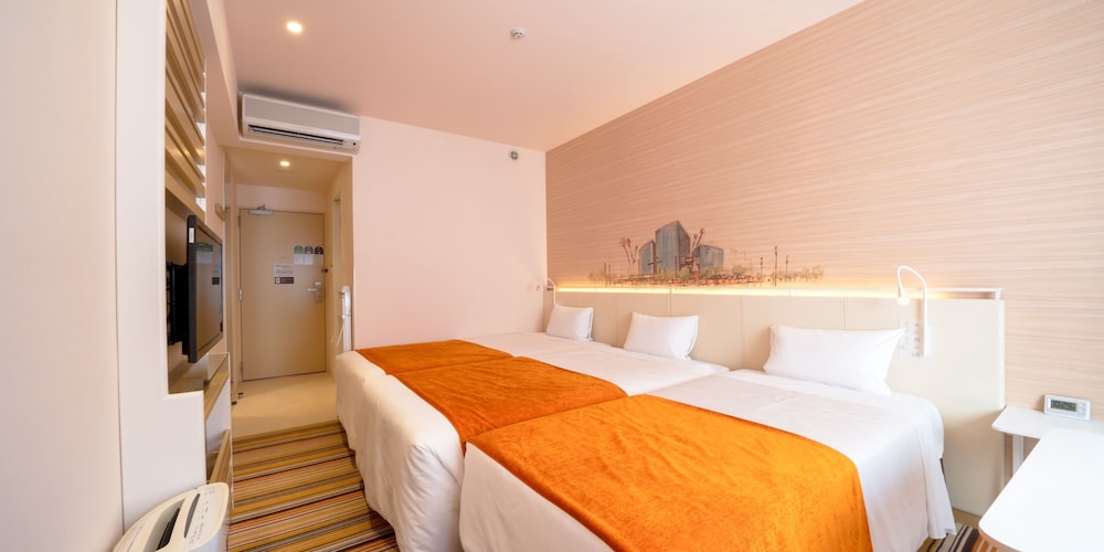 OURS INN HANKYU 15/48
