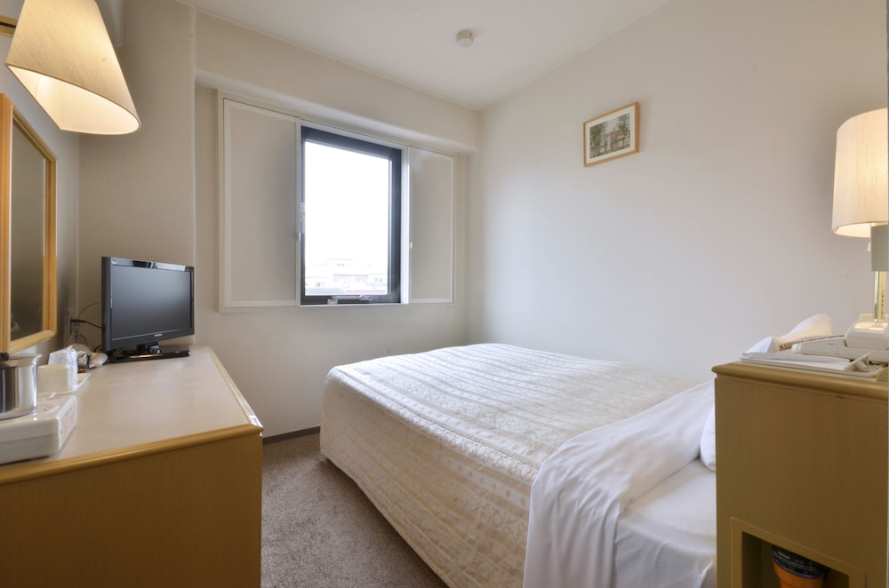 Hotel Select Inn Isehara 32/48
