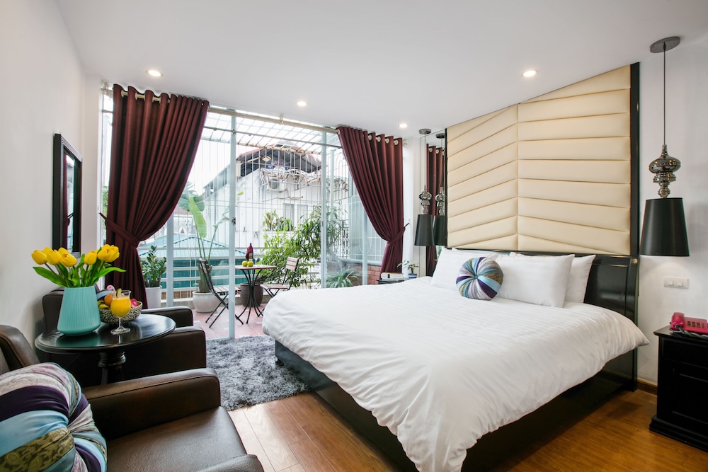 Splendid Holiday Hotel 14/50