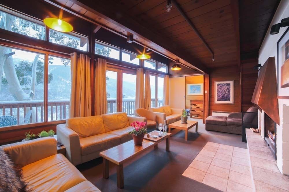 Aneeki Ski Lodge 36/51