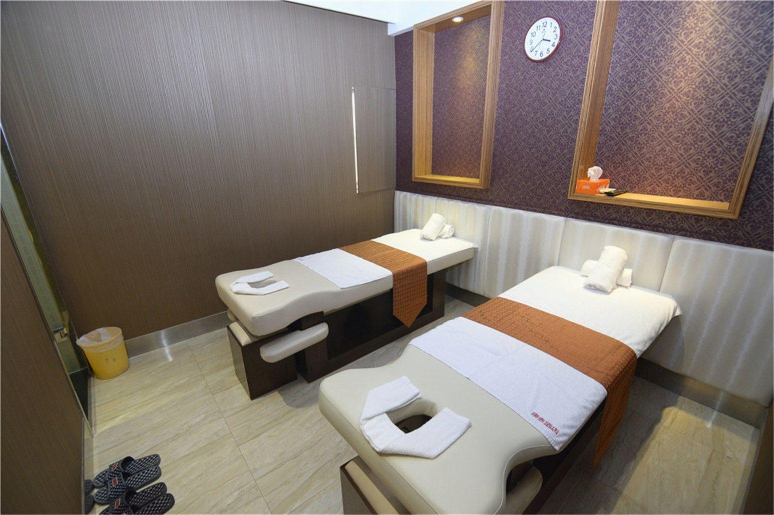 Hong Thai Hotel 16/35