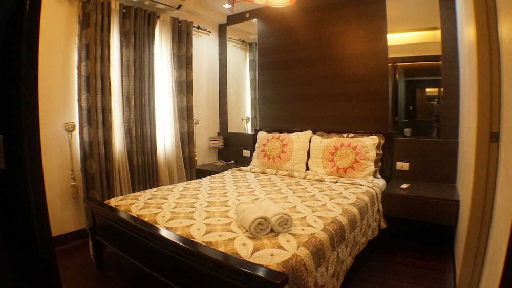 1 BEDROOM, STANDARD