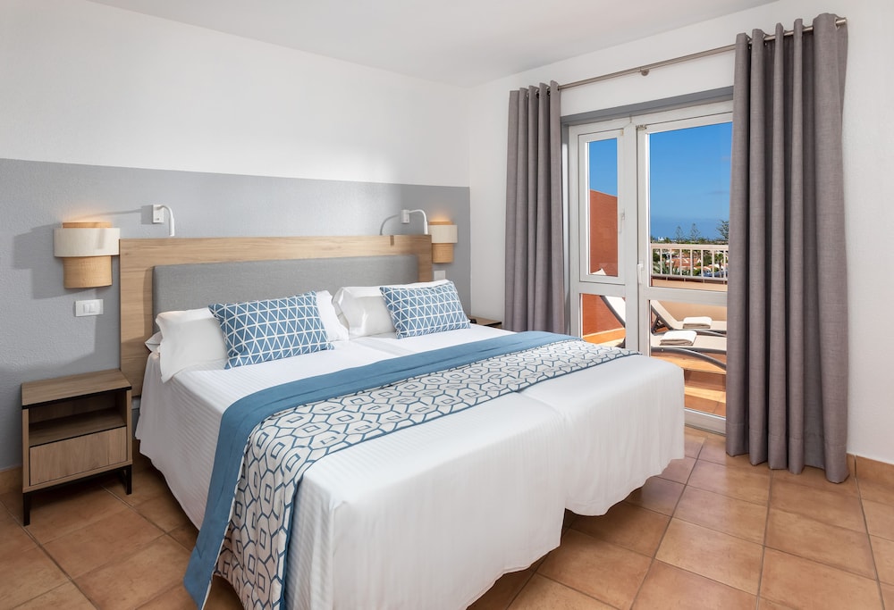 Sol Barbacan Apartments 19/72