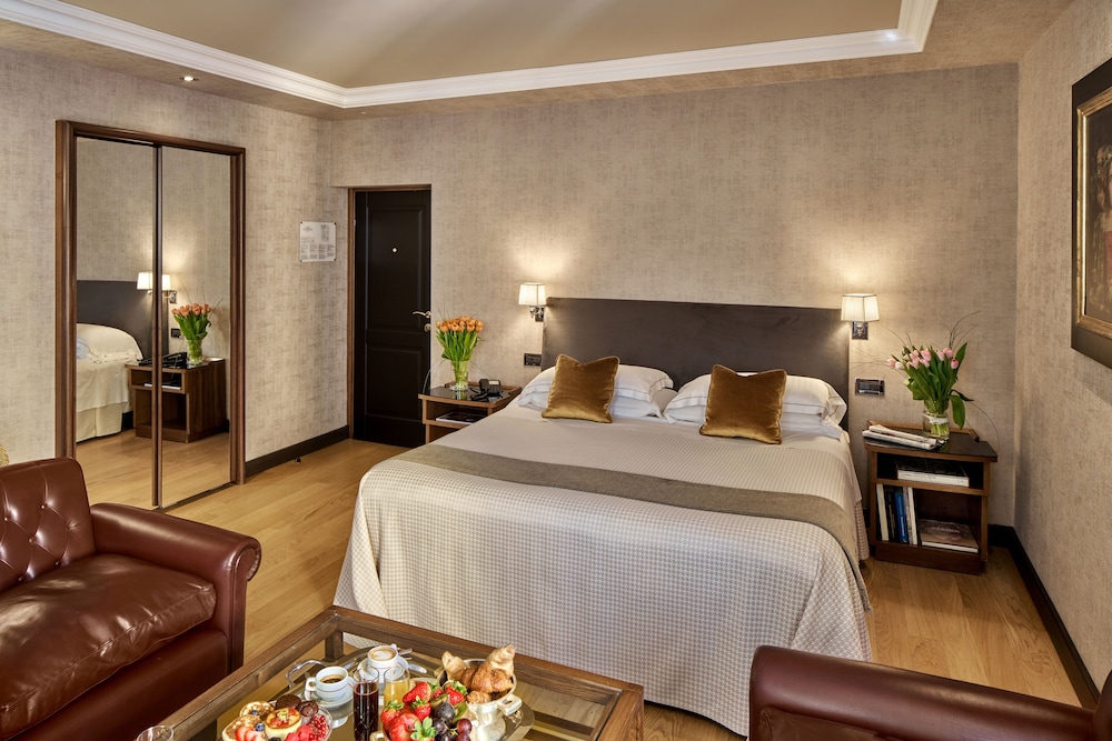 غرفة سوبيريور بسرير مزدوج، Hotel Accademia Verona 5/10