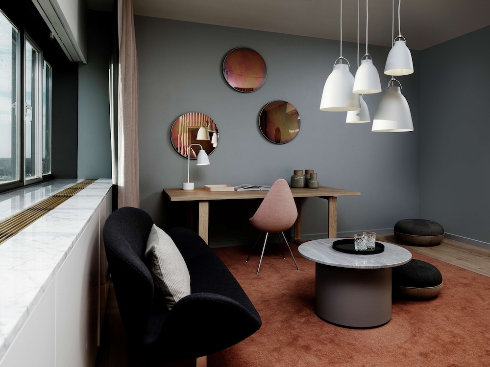RADISSON COLLECTION ROYAL HOTEL, COPENHAGEN 60/72