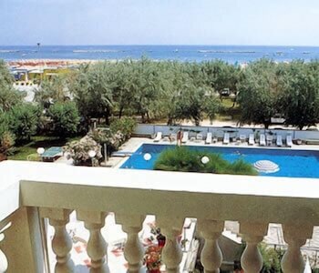 Hotel Britannia 48/51