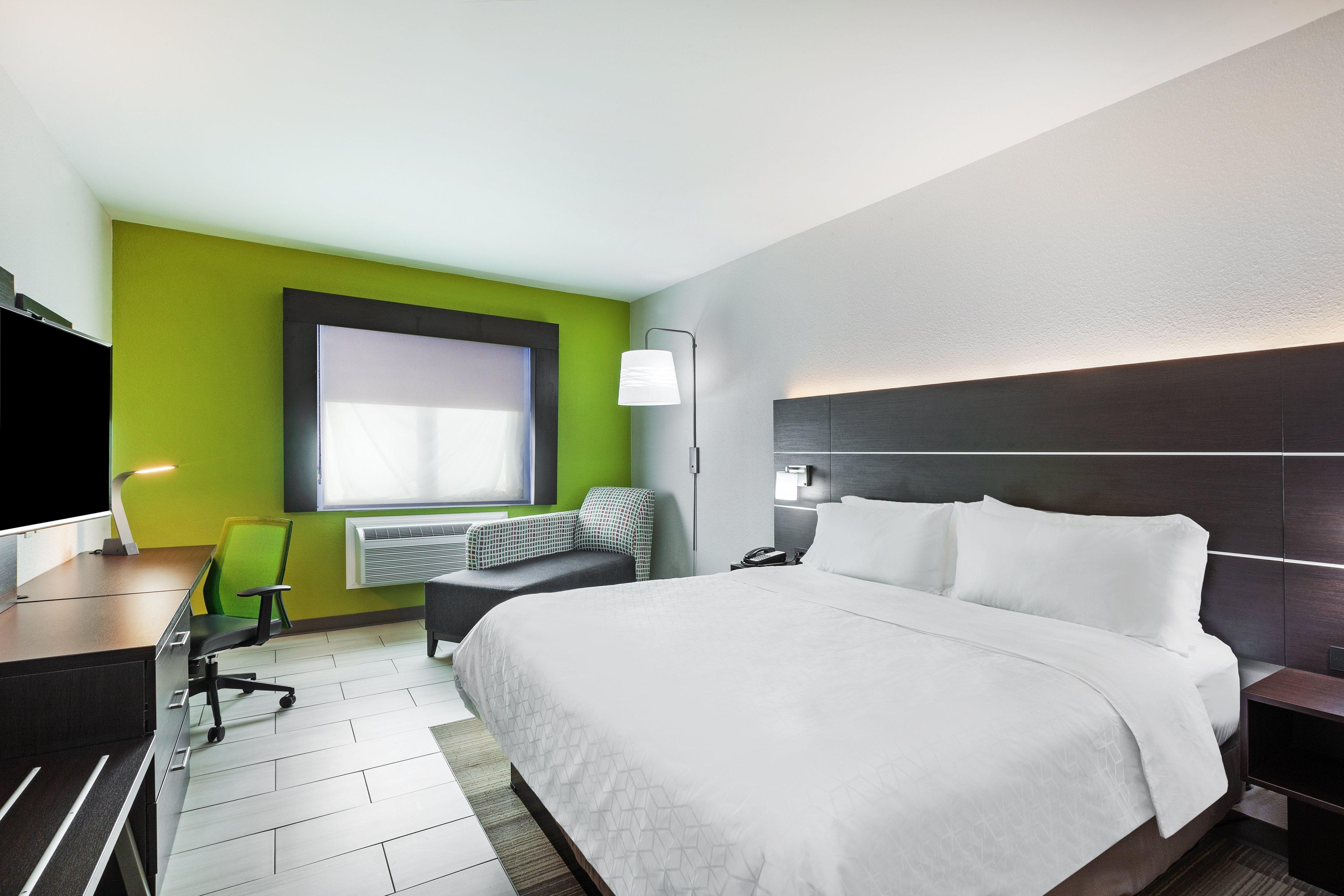 غرفة بسرير مزدوج لذوي الإعاقة، Holiday Inn Express Suites Port Lavaca 2/2