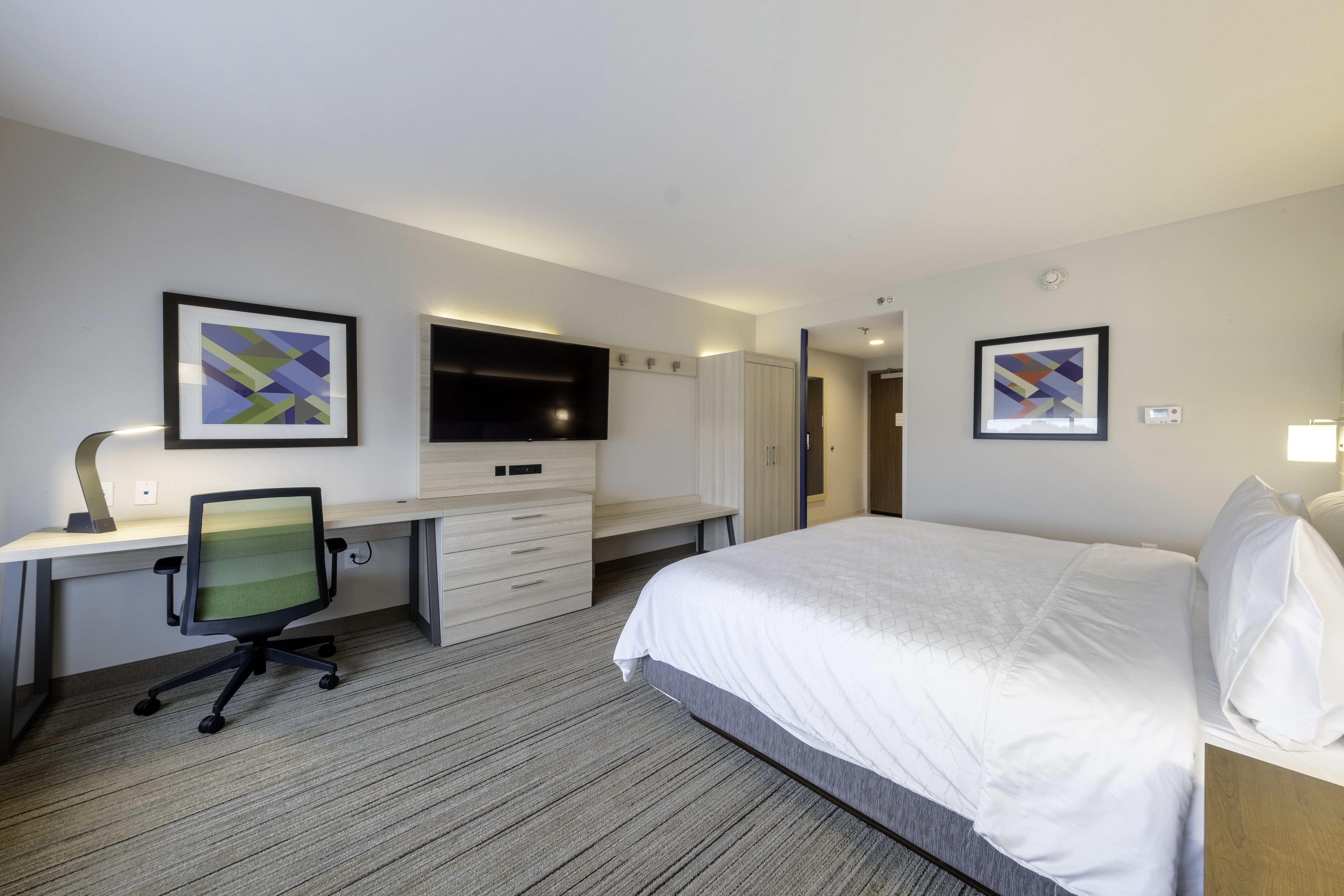 Standard, King Bed