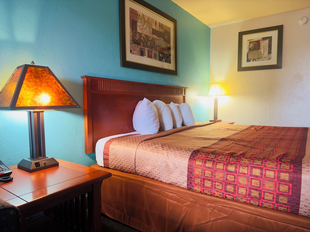 Claridge Inn 29/57