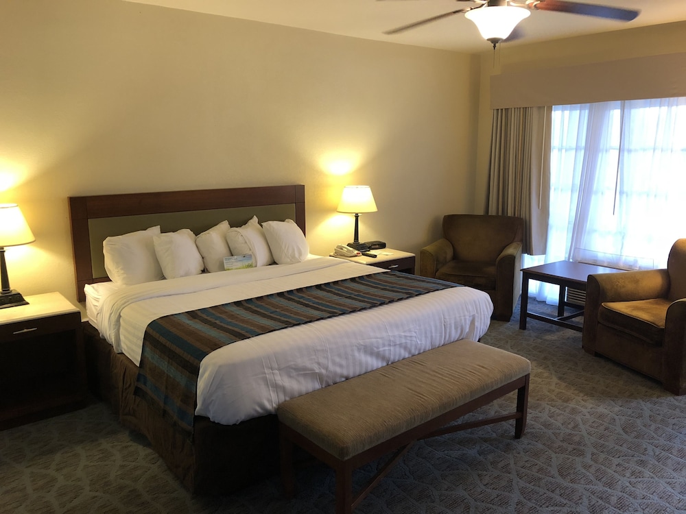 Days Inn by Wyndham Natchez 11/32