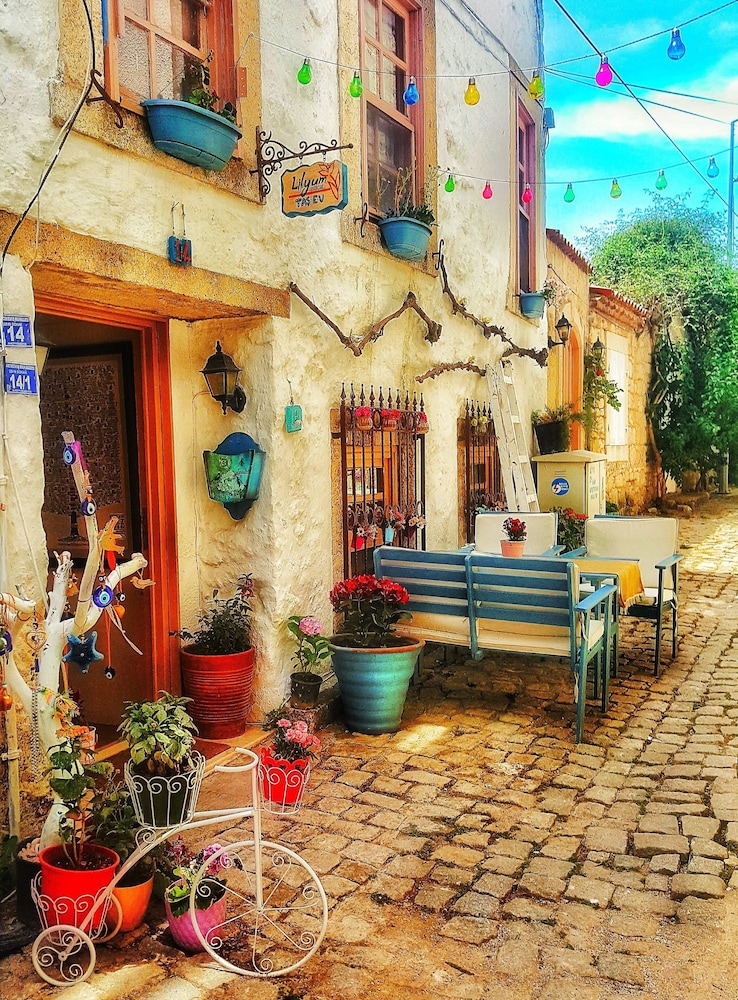 Lilyum Alacati Butik Otel 40/47