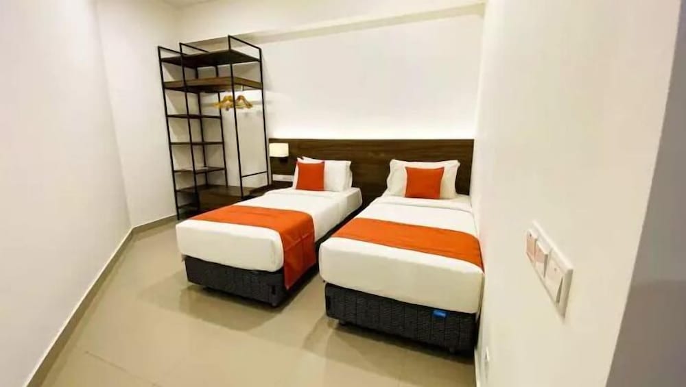 Wyndham Ion Majestic 22/68