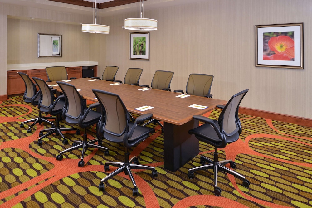 Hilton Garden Inn Cincinnati/West Chester 62/81