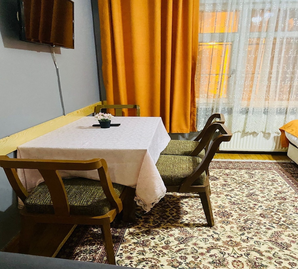 TAKSIM UNIQUE SUITES 45/73