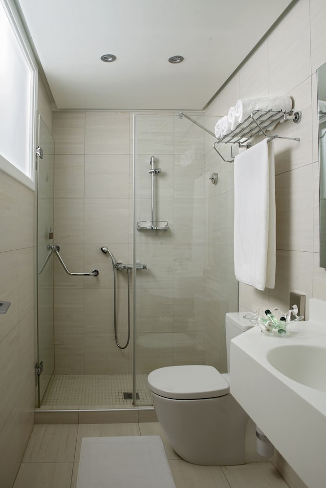 Selana Suites 50/50