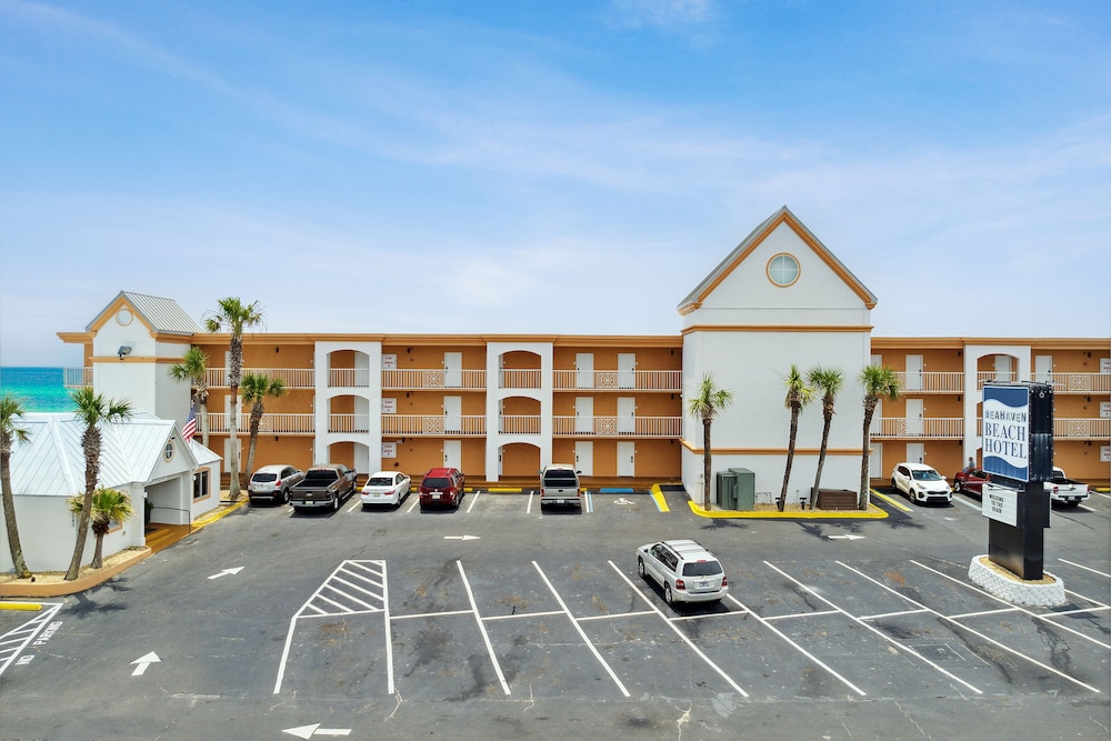 Seahaven Beach Hotel 61/69