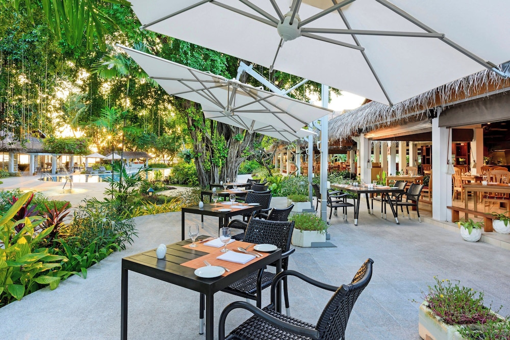 Sheraton Maldives Full Moon Resort & Spa 13/69