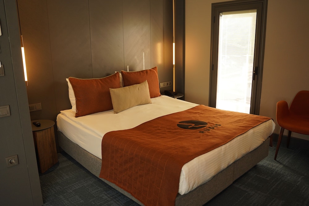Rudis Otel 11/50