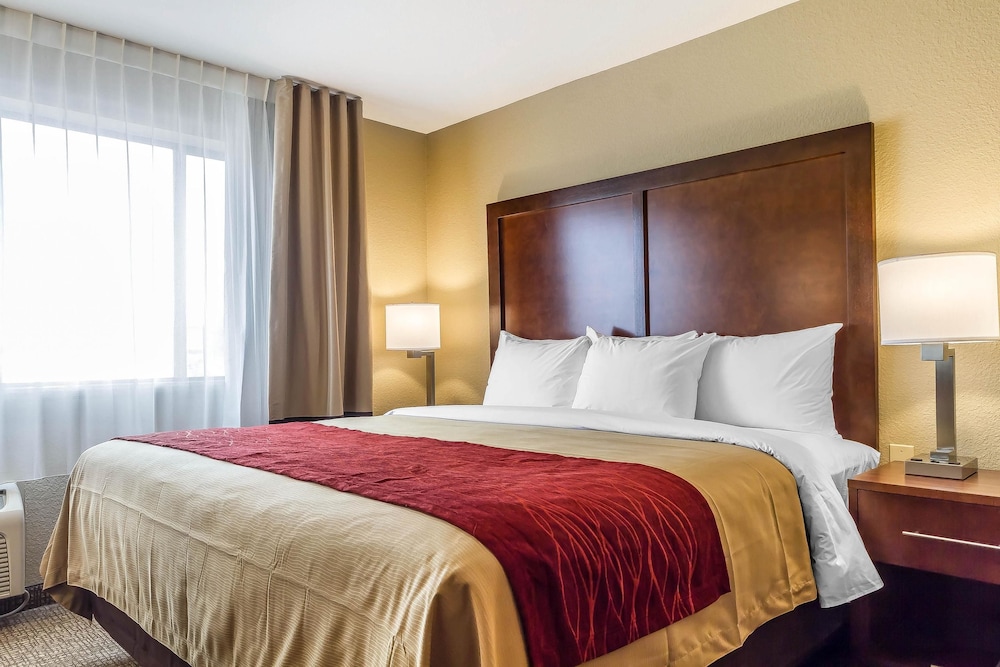 Comfort Inn & Suites Rocklin - Roseville 24/55