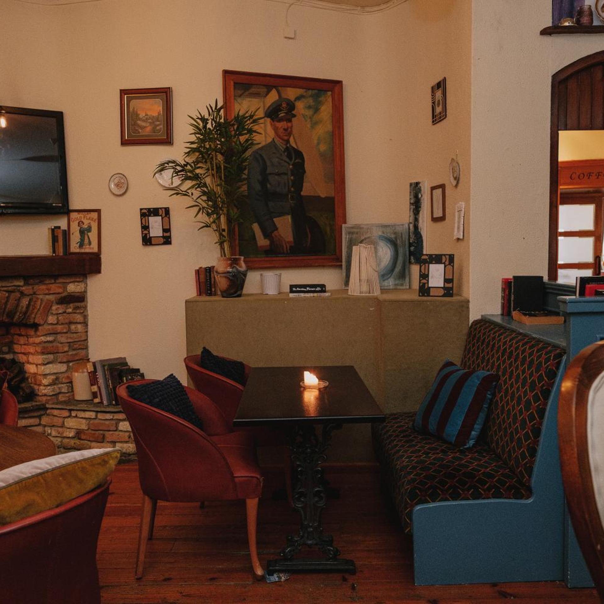 Alcock & Brown Hotel 24/48