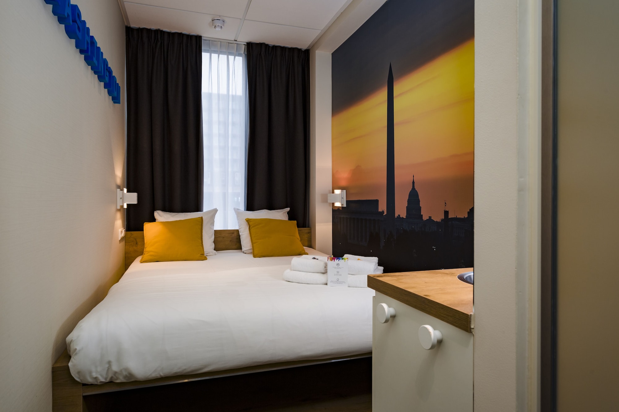 ECONOMY, DOUBLE BED