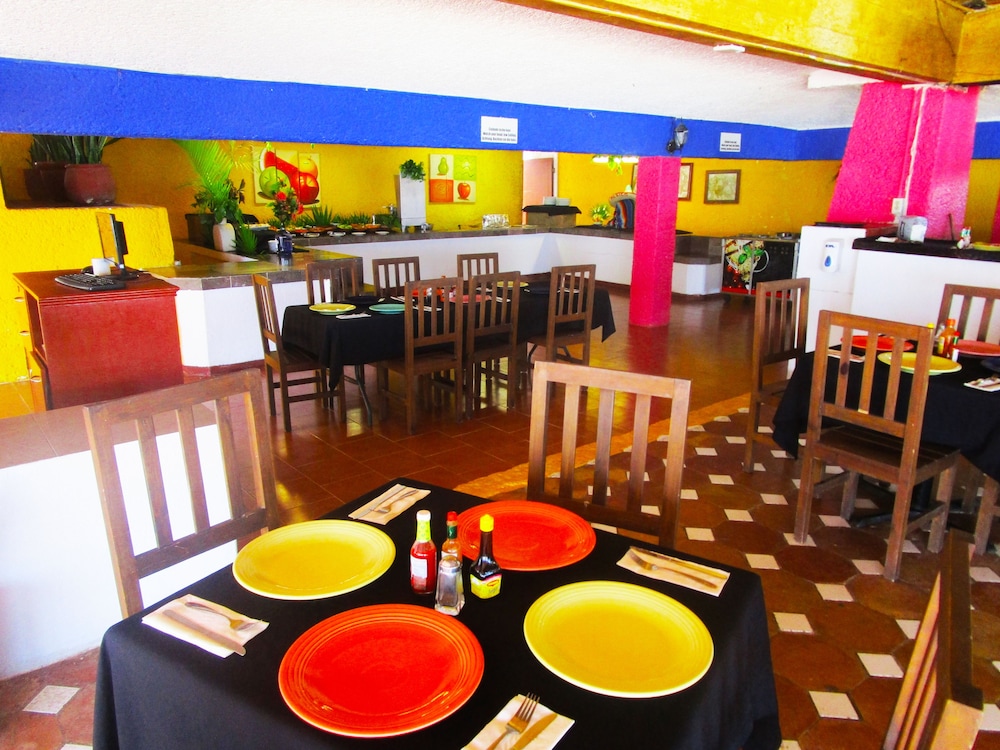 restaurant-cafeteria