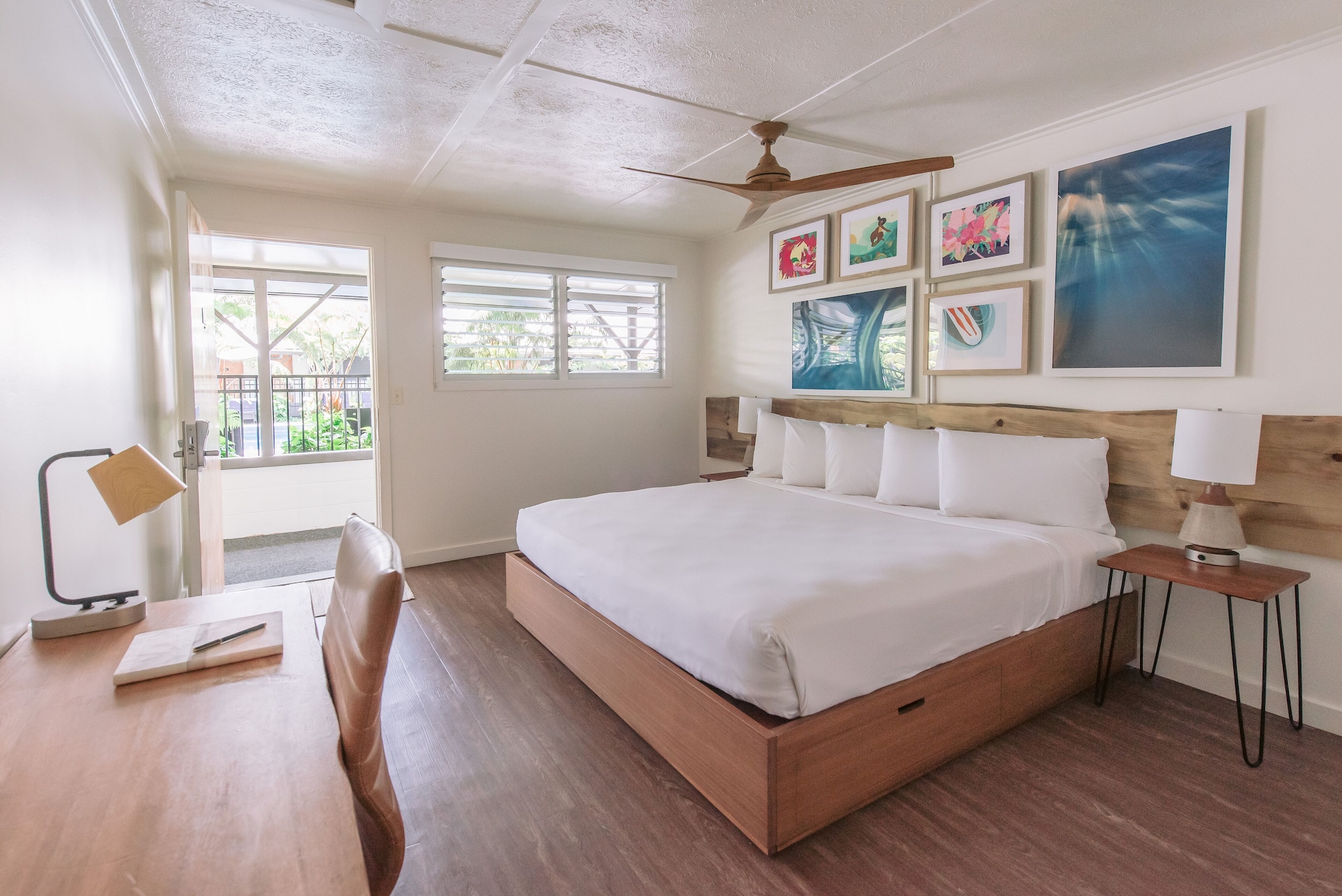 ROOM, KING BED, POOL SIDE