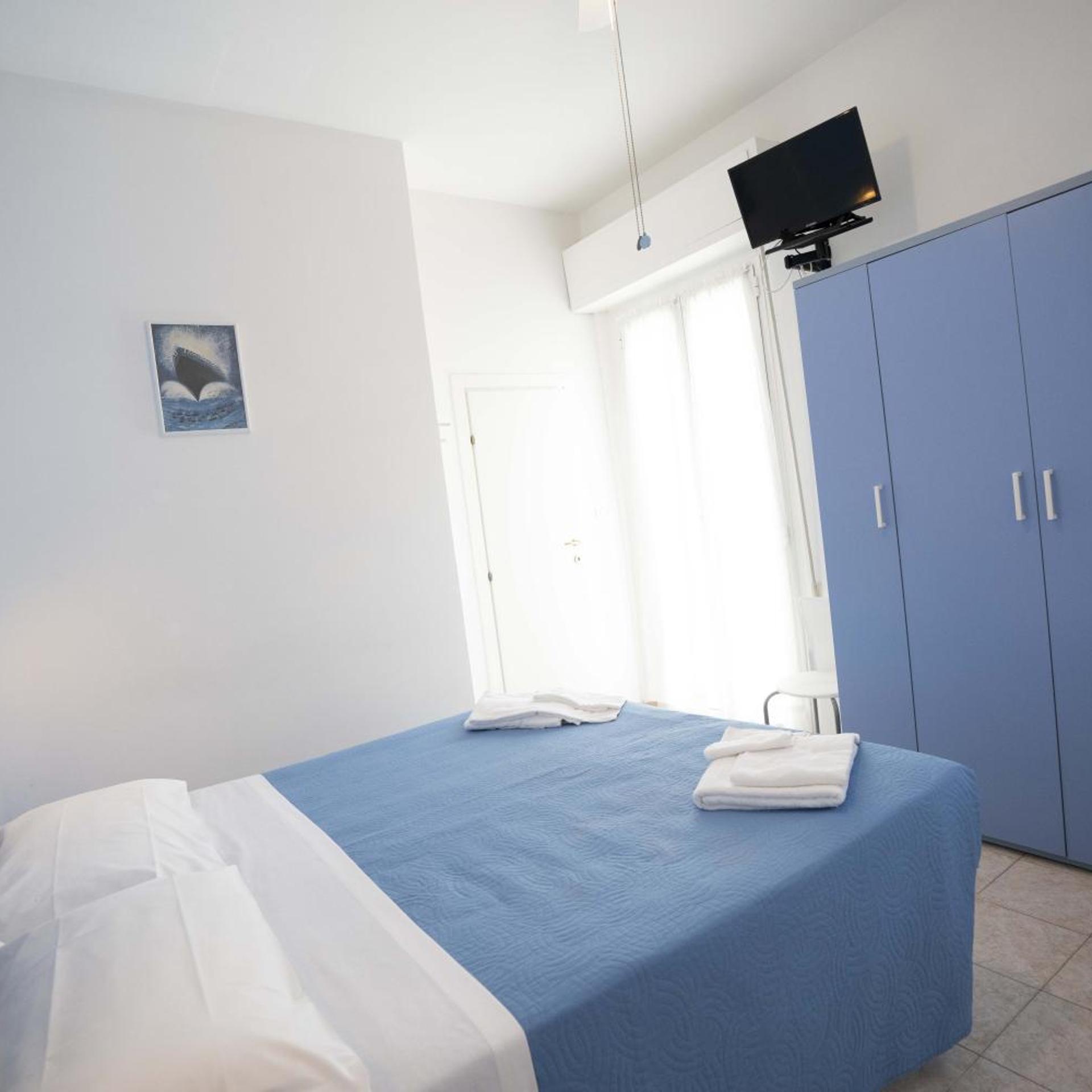Odeon Hotel 10/47