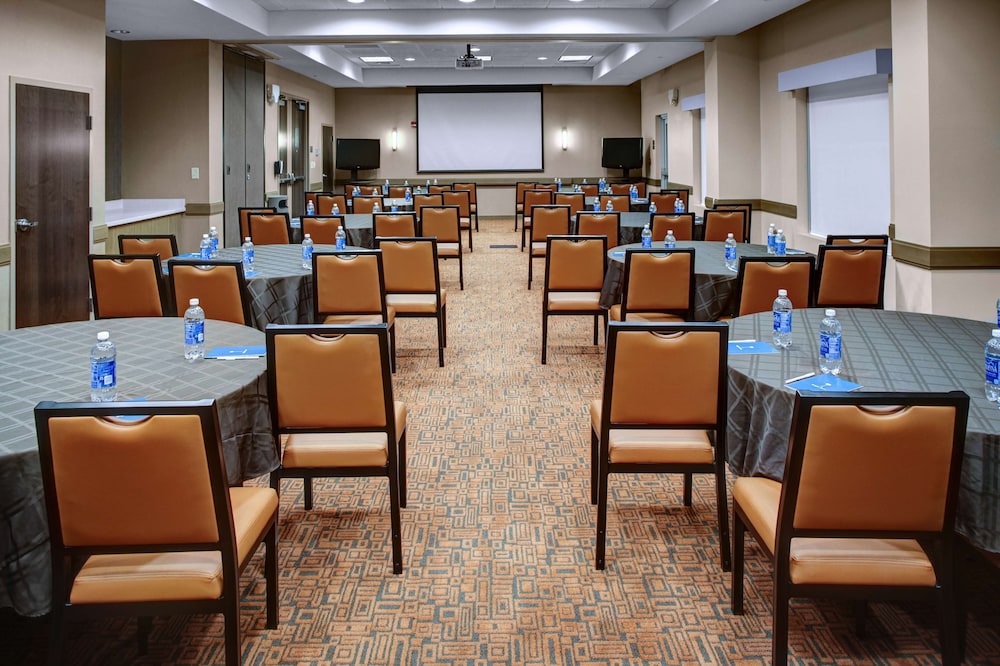 Hyatt House Atlanta Cobb Galleria 60/69