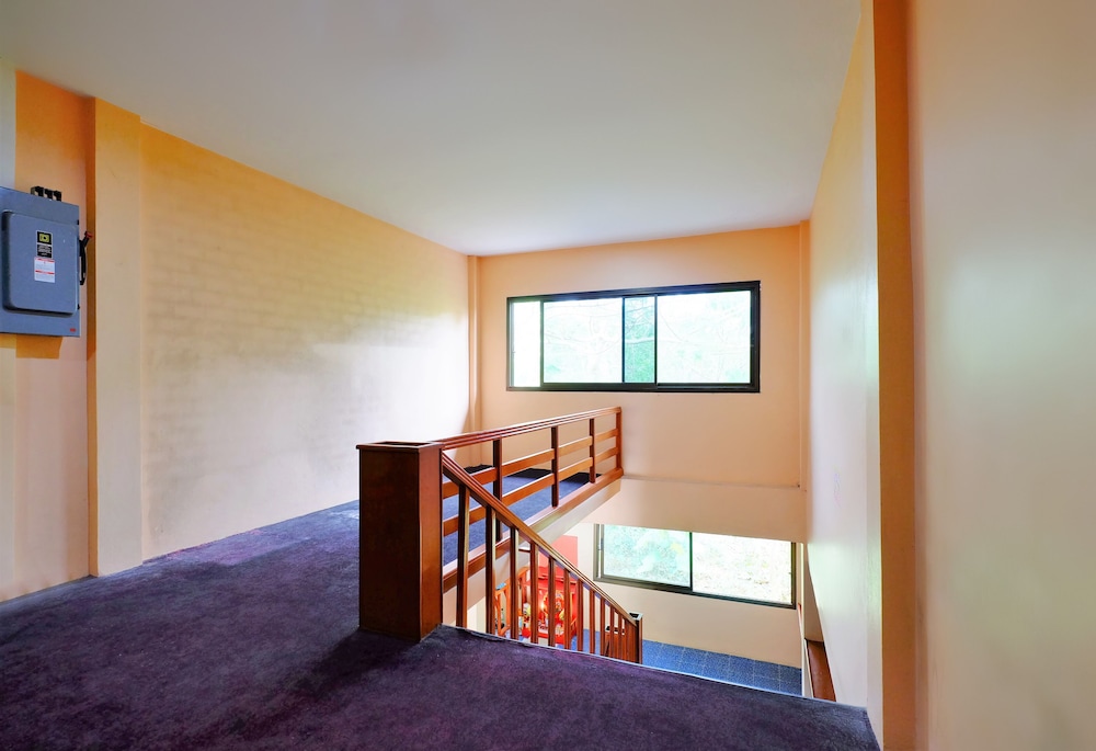 OYO 588 Rose In Mansion 写真2
