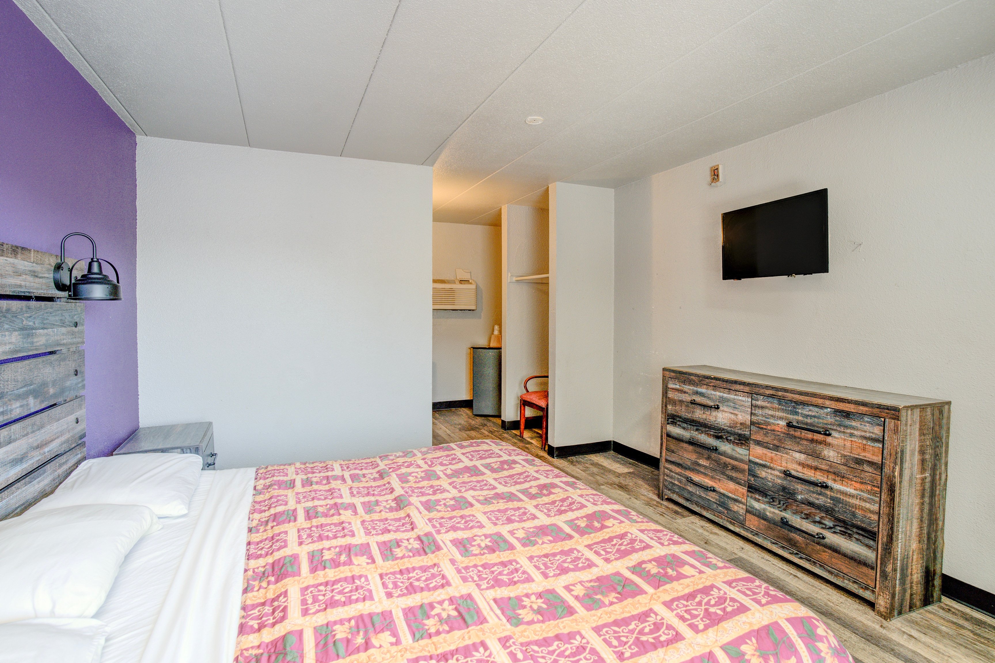 Miami Inn & Suites 30/55