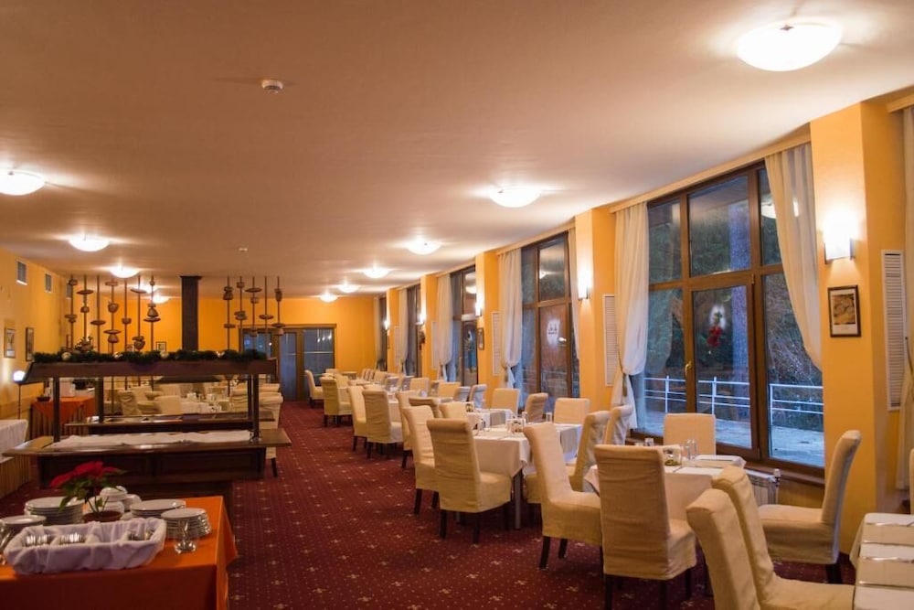 Edelweiss Borovets 26/31
