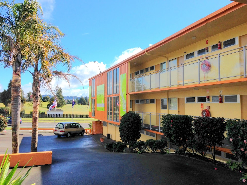 Greenview Motel 45/50