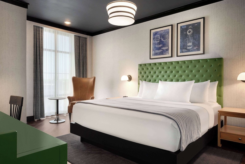 Origin Lexington, a Wyndham Hotel 23/70