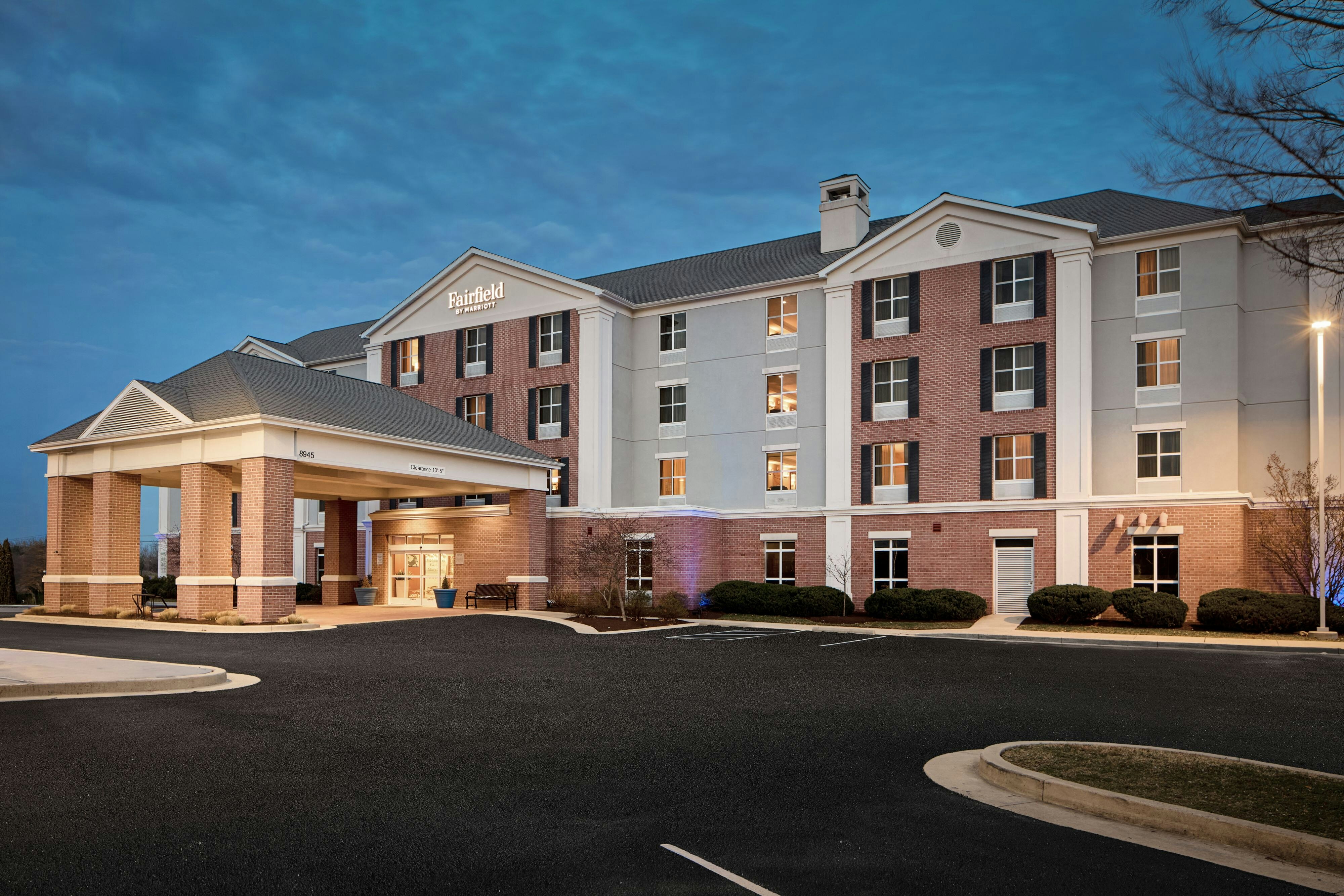 Fairfield Inn Suites Easton 4/44