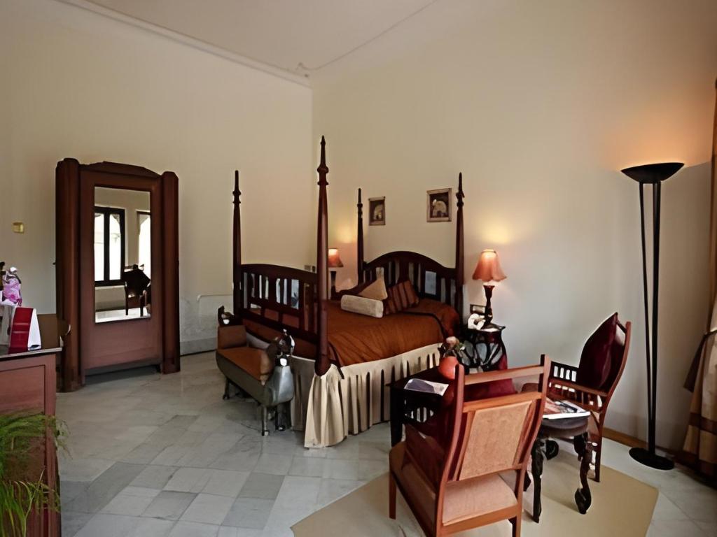 Deluxe, Double Bed