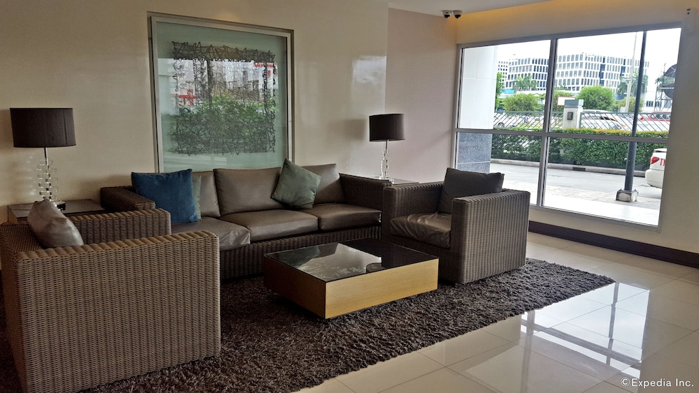Oceanblue Manila Condotel Sea Residences 10/21