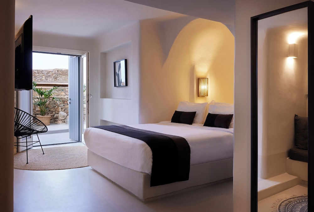 RELAX, DOUBLE BED, HOT TUB