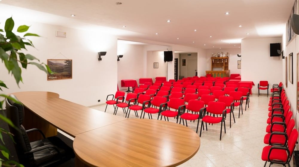 Hotel Ristorante Milano 21/34