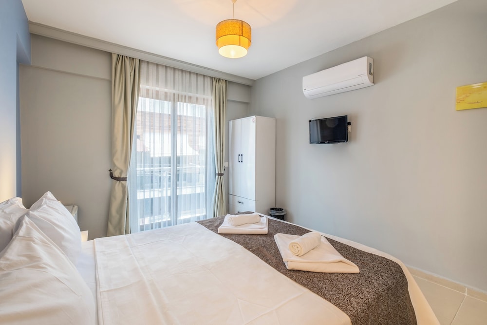 Himm Hotel 10/68