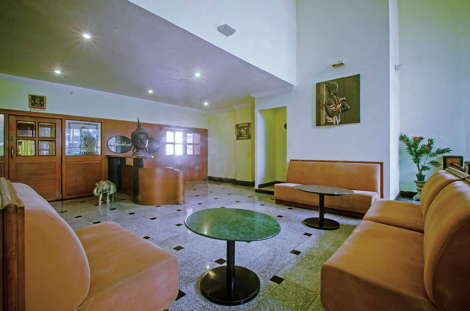 Quality Inn Regency Nasik 24/66