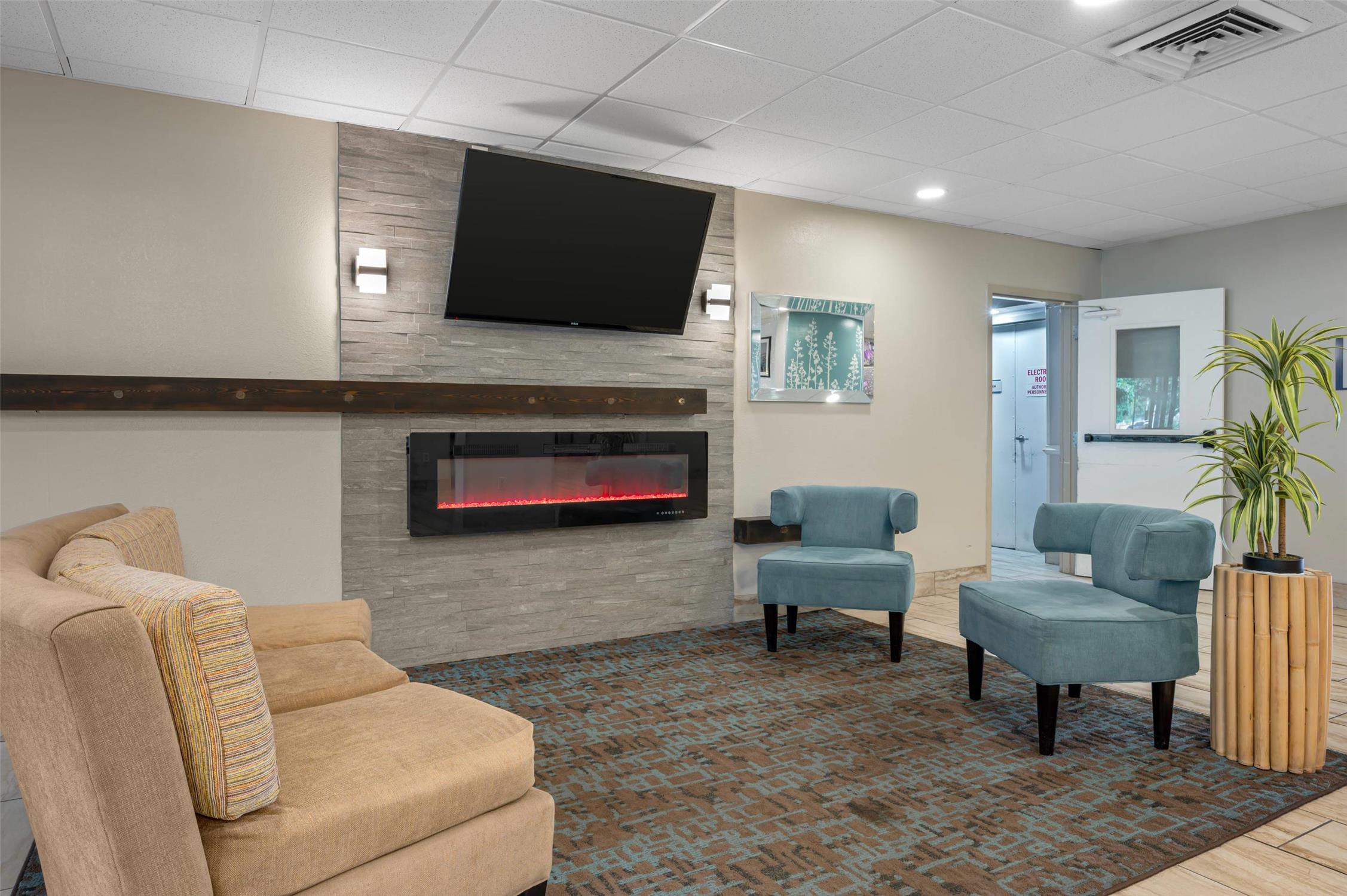 Sleep Inn Indianapolis East 34/46