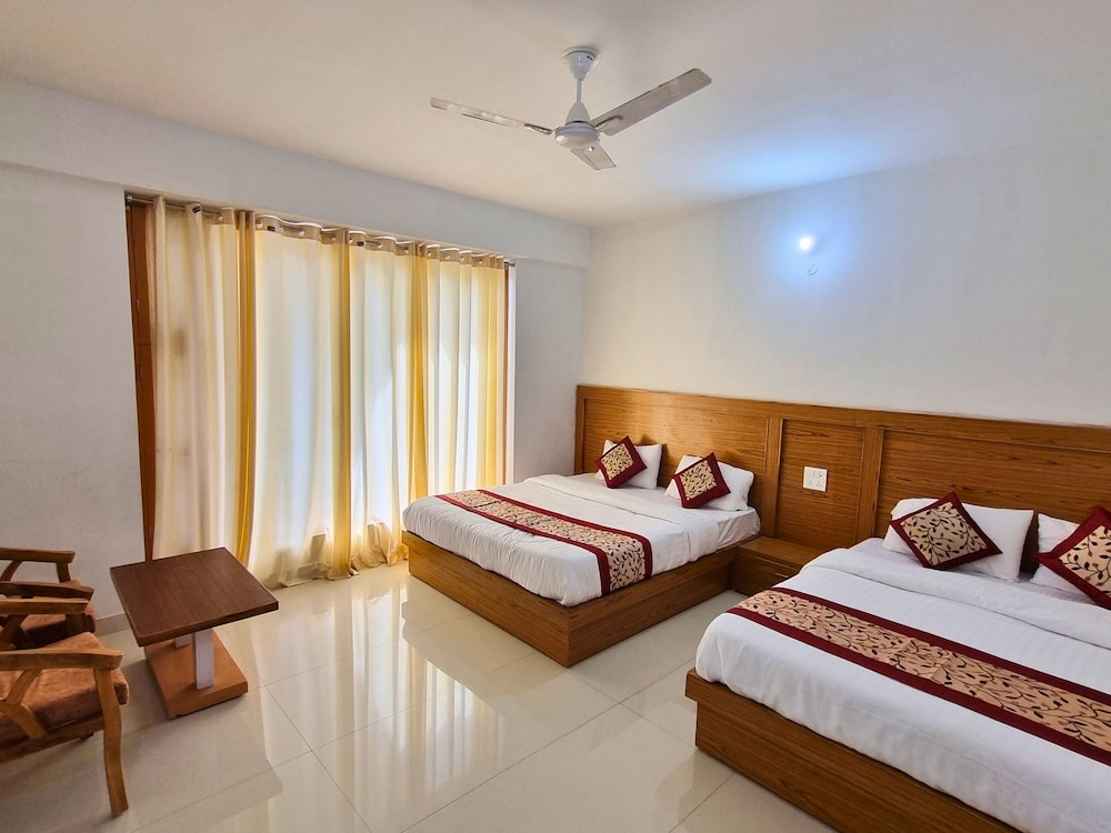 Amritara Sun Inn, Phata 15/40