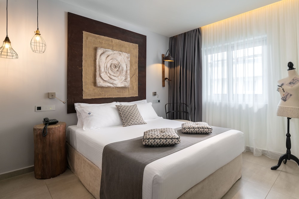 Elakati Luxury Boutique Hotel - Adults Only 13/34