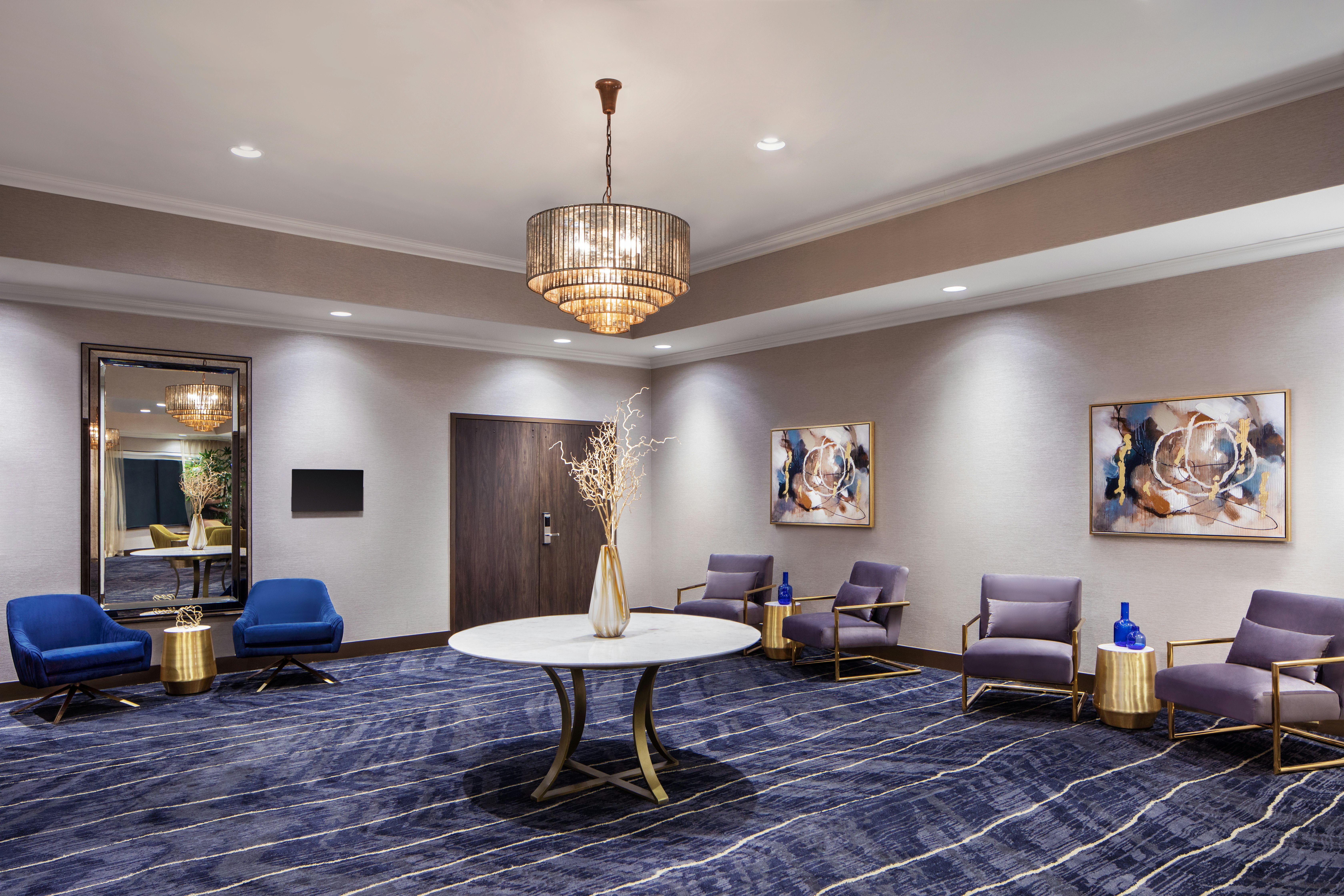 Embassy Suites Fort Worth Downtown 21/54