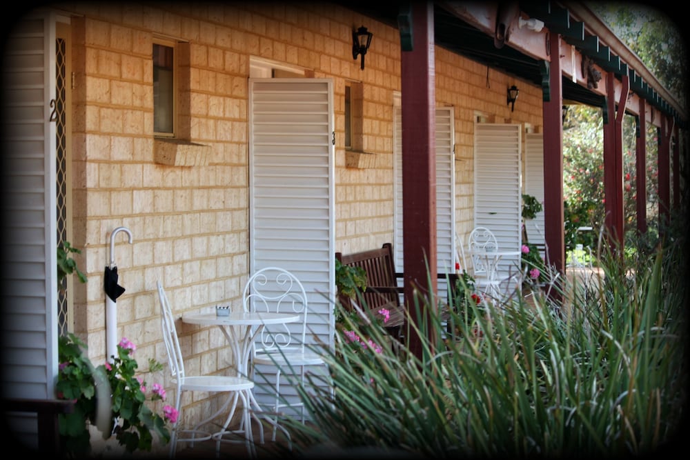 York Motel 1/58